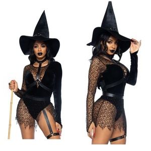 Women’s costume Halloween